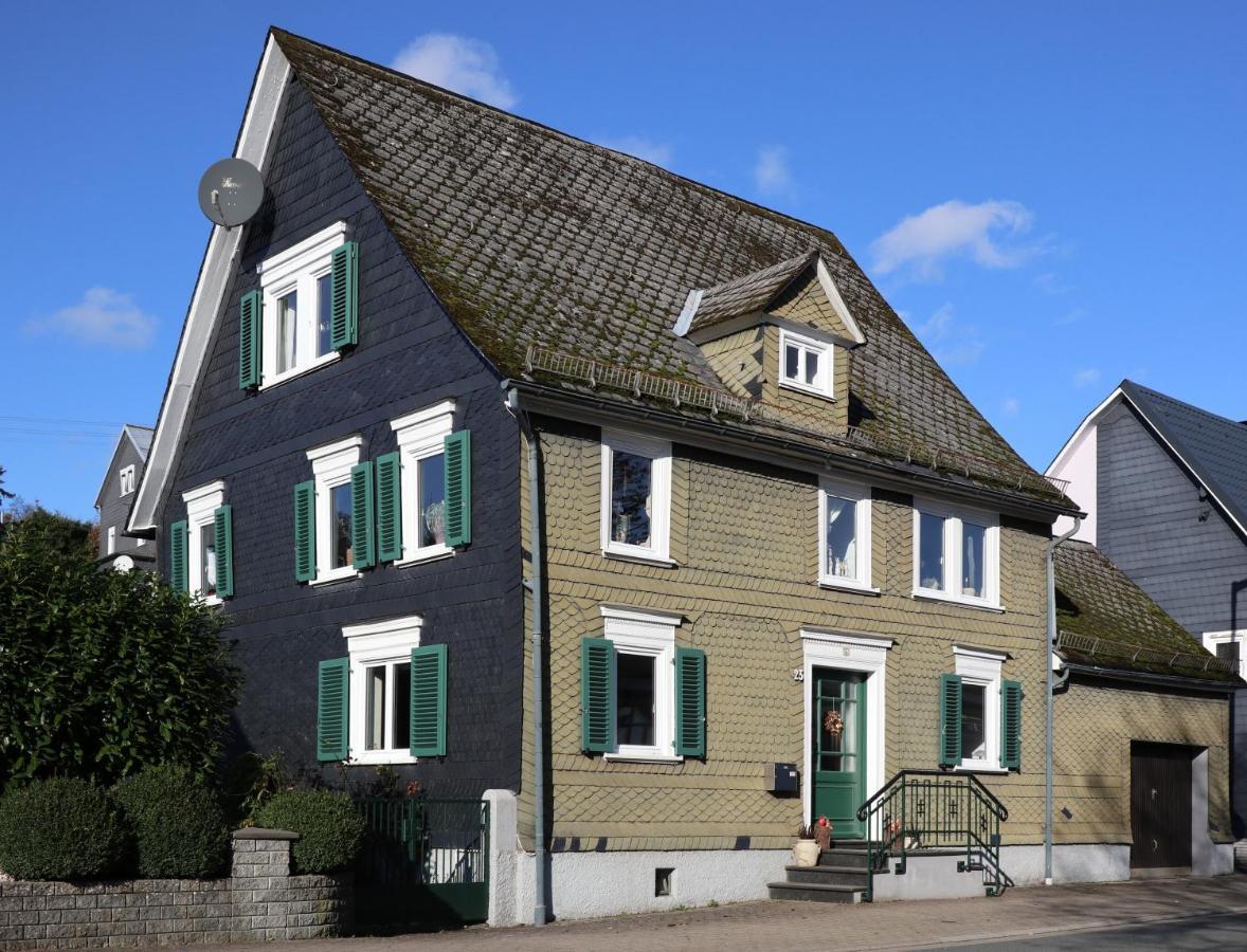 Weiß Hilchenbach